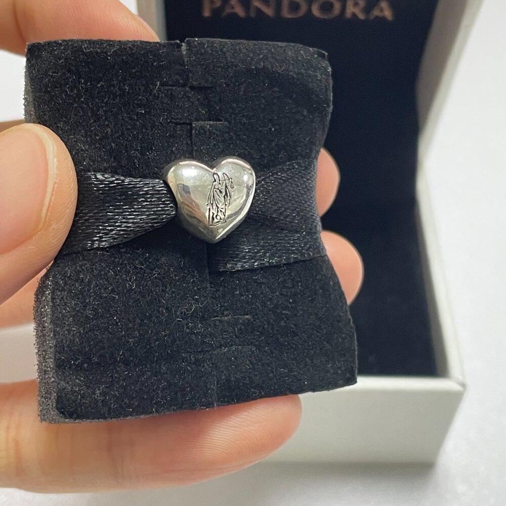 Pandora Direito Heart Charm